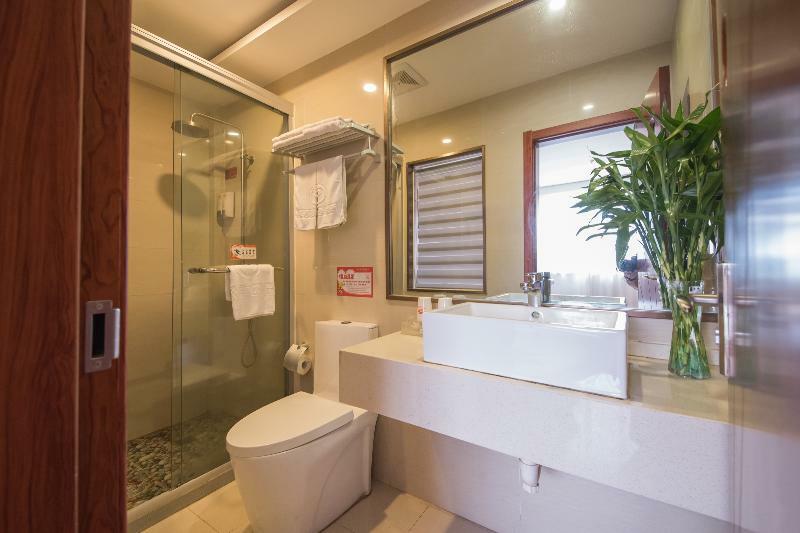 Hotel Yiting Four Seasons 2*